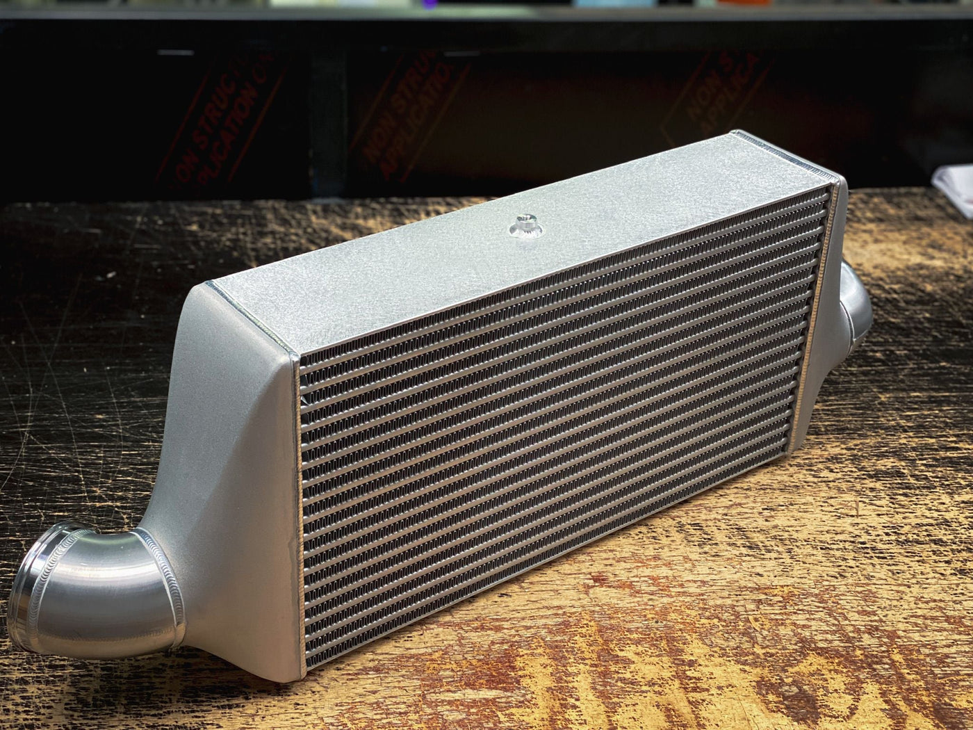 GTR 660 x 320 x 135 Intercooler - Cast Tanks