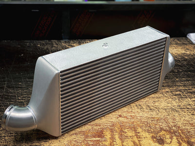 GTR 660 x 320 x 135 Intercooler - Cast Tanks