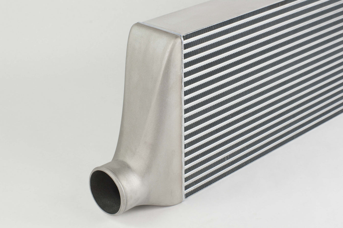 600 x 320 x 100 Intercooler - Cast Tanks