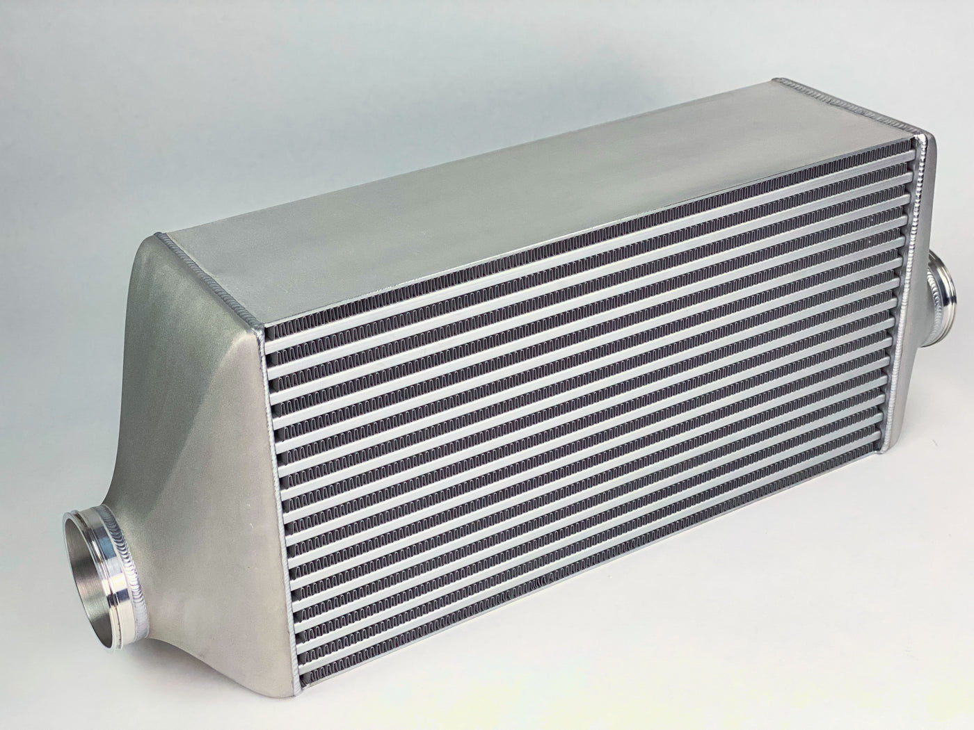 660 x 320 x 180 Intercooler - Cast Tanks